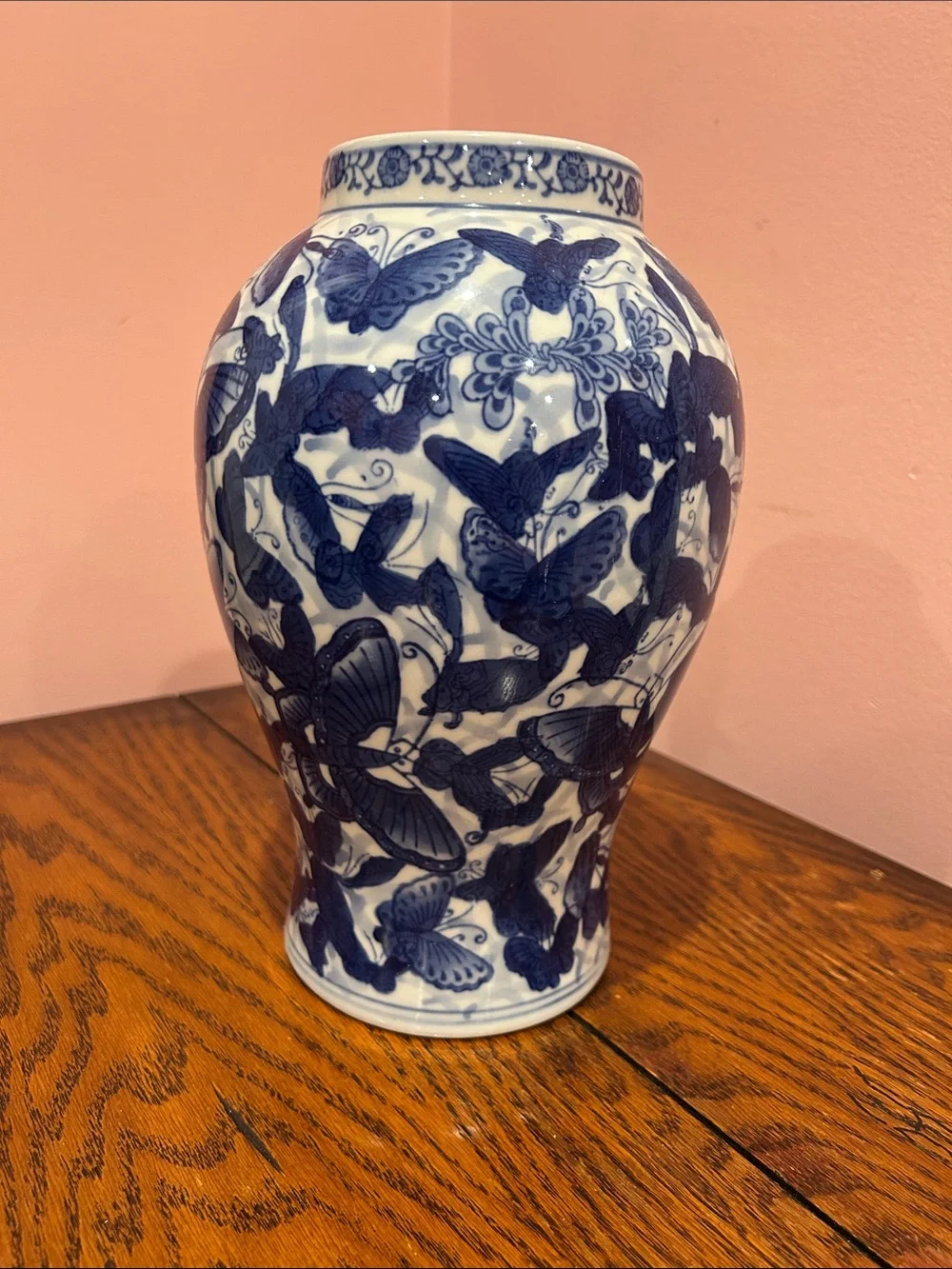 Chinese Style Blue and White Butterfly Ceramic Vase